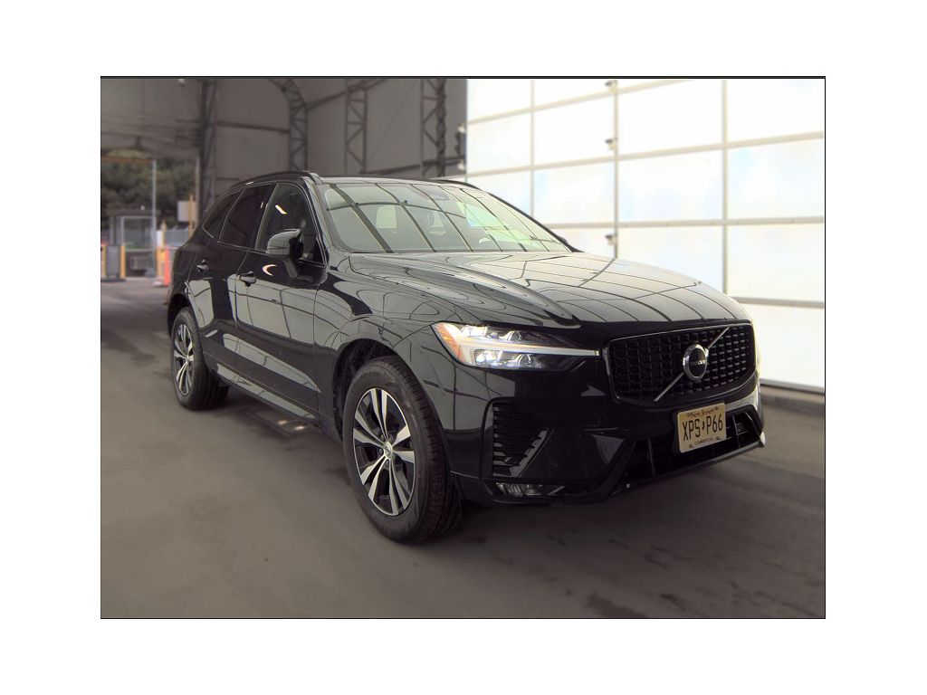 2024 Volvo XC60 B5 Core