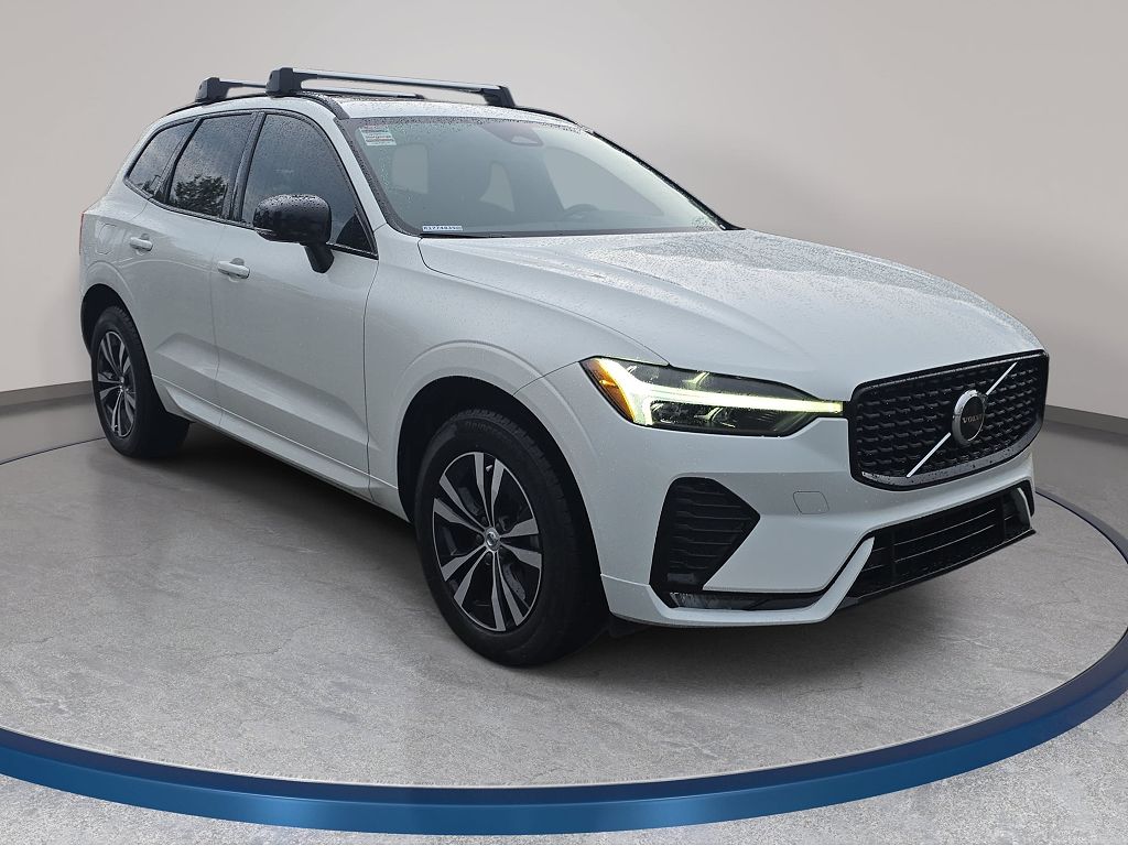 2024 Volvo XC60 B5 Core