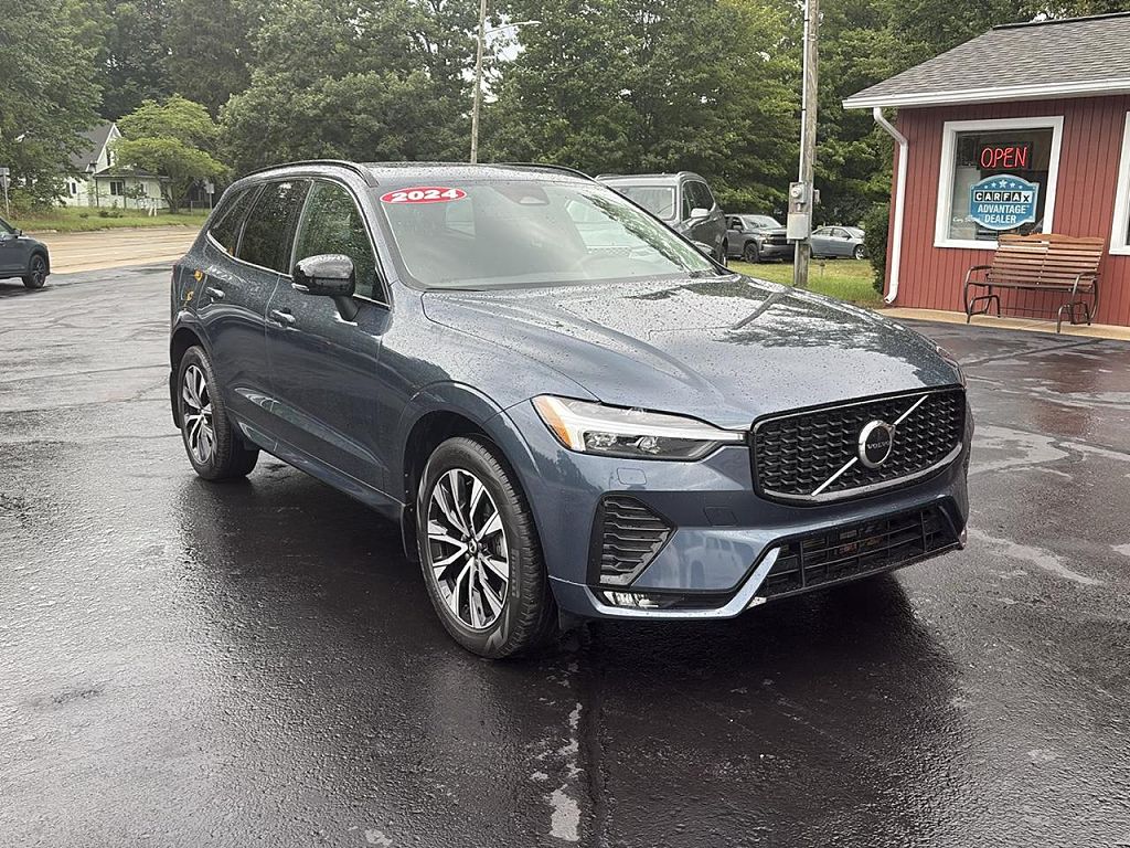 2024 Volvo XC60 B5 Core