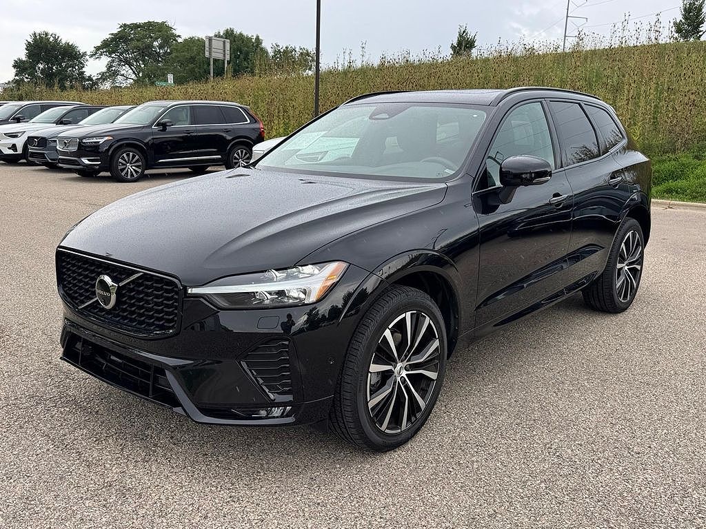 2024 Volvo XC60 B5 Plus Dark
