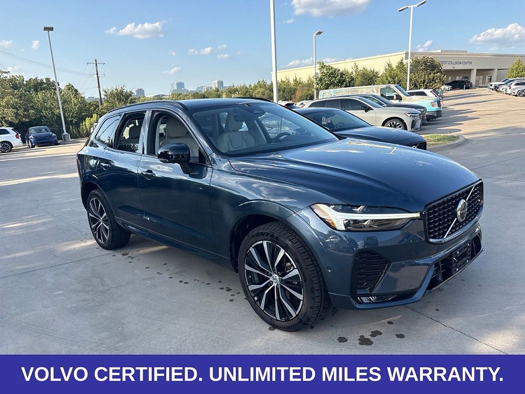 2024 Volvo XC60 B5 Plus