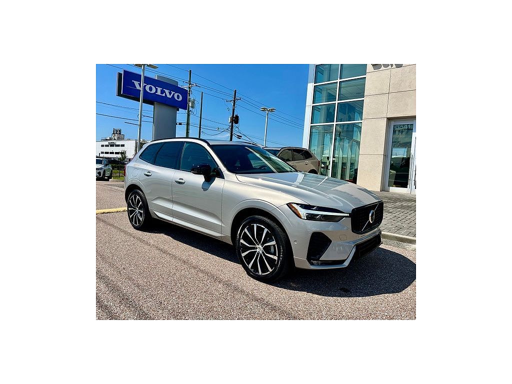 2024 Volvo XC60 B5 Plus