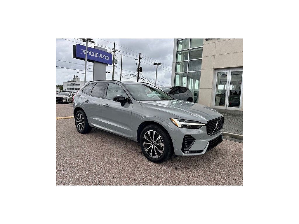 2024 Volvo XC60 B5 Plus