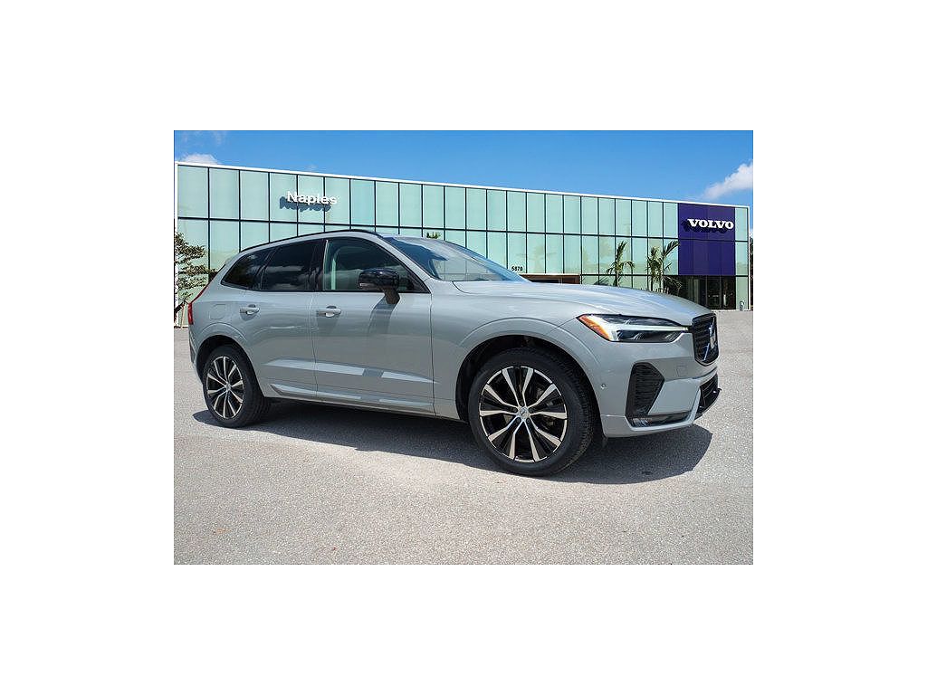 2024 Volvo XC60 B5 Plus