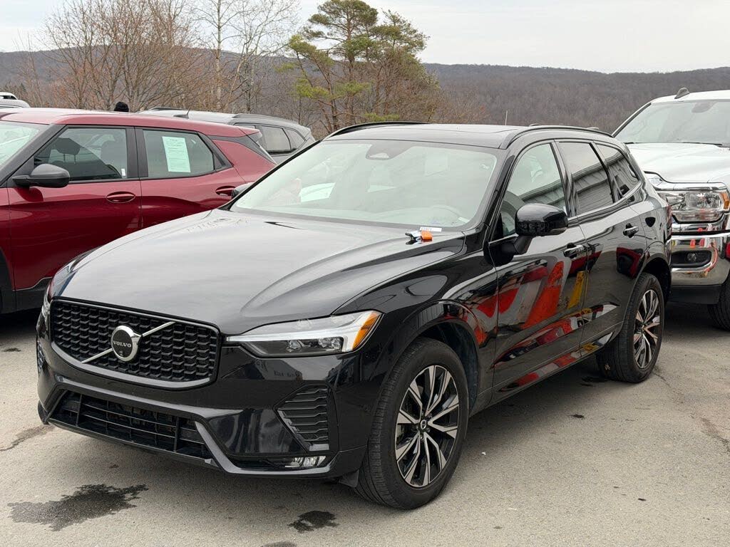 2024 Volvo XC60 B5 Plus