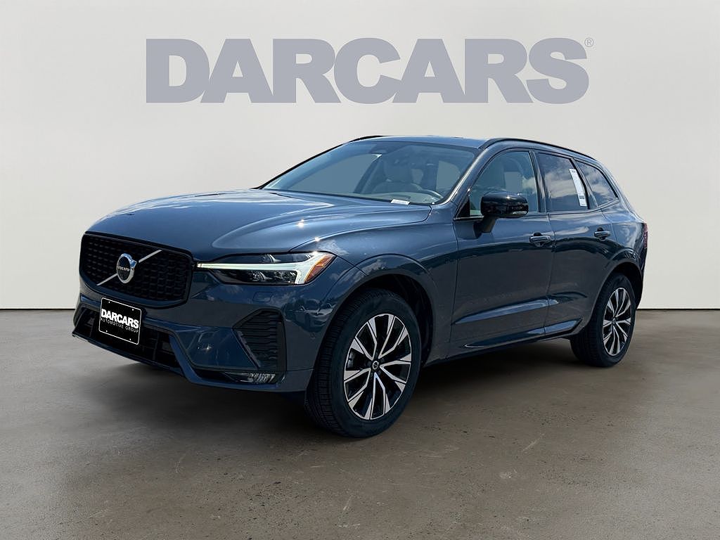 2024 Volvo XC60 B5 Plus