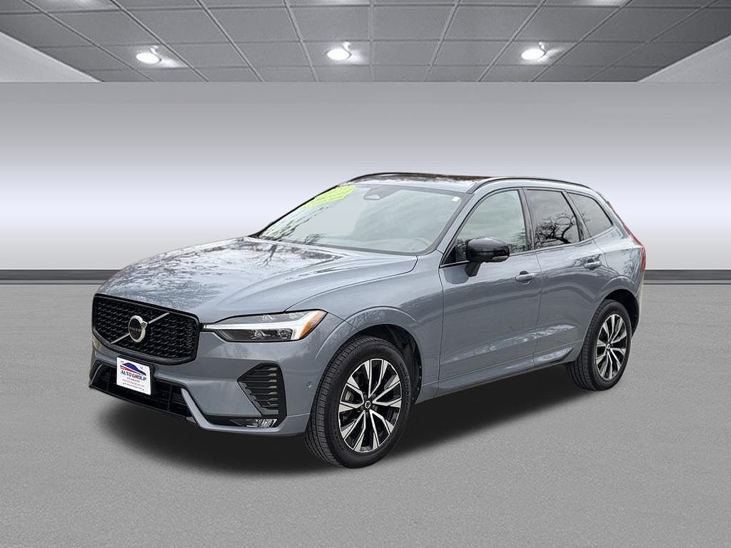 2023 Volvo XC60 B5 Plus Dark