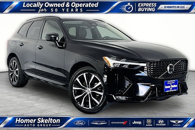 2024 Volvo XC60 B5 Ultimate Dark Theme