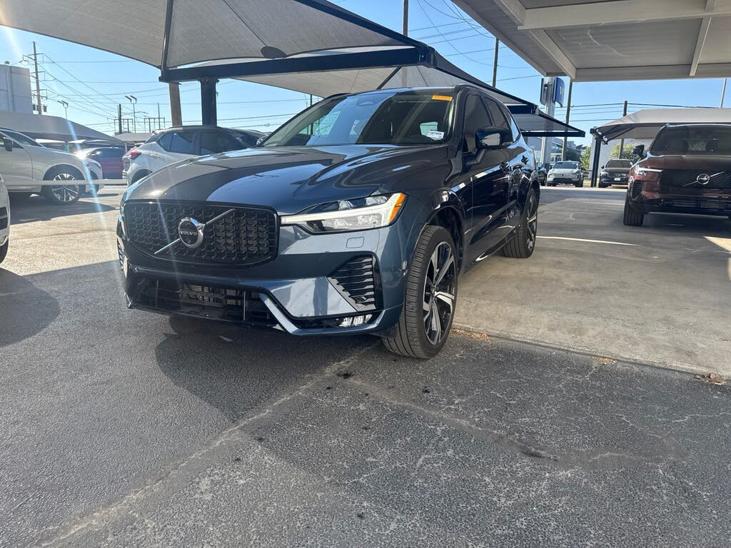 2024 Volvo XC60 B5 Ultimate