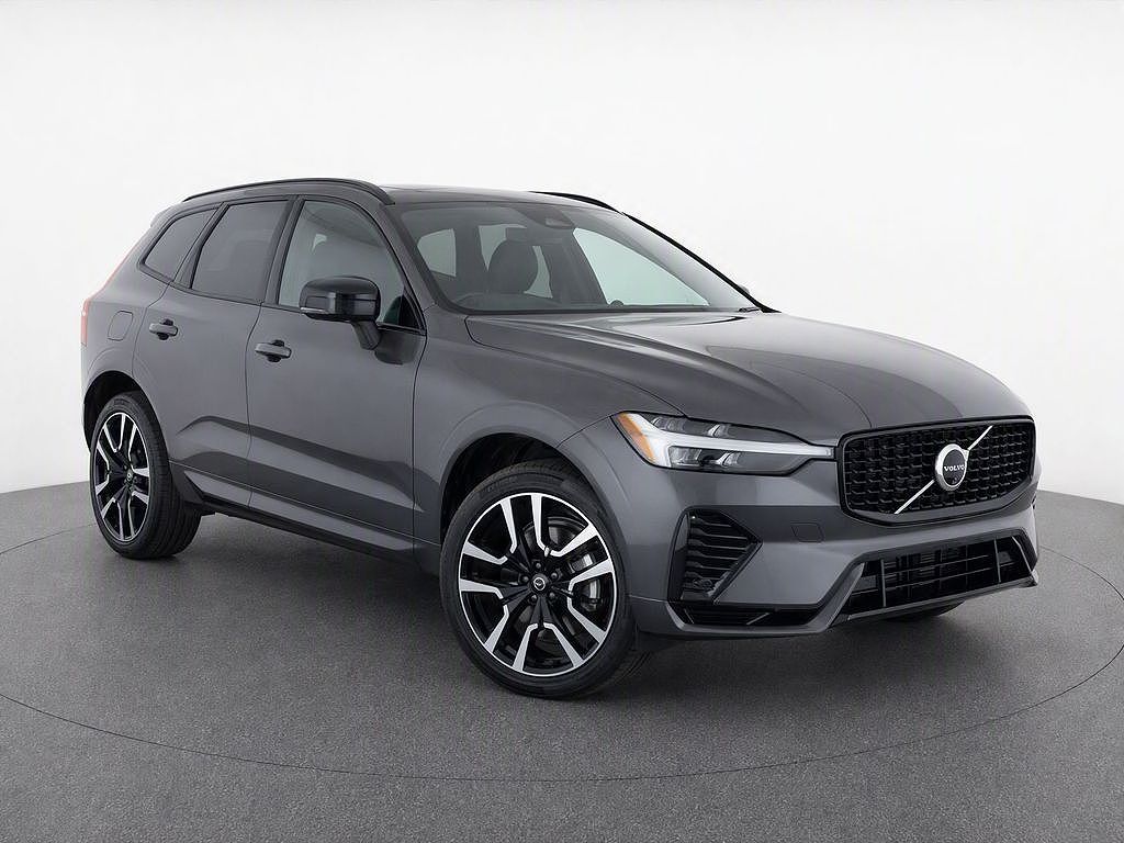 2024 Volvo XC60 B5 Ultimate Dark