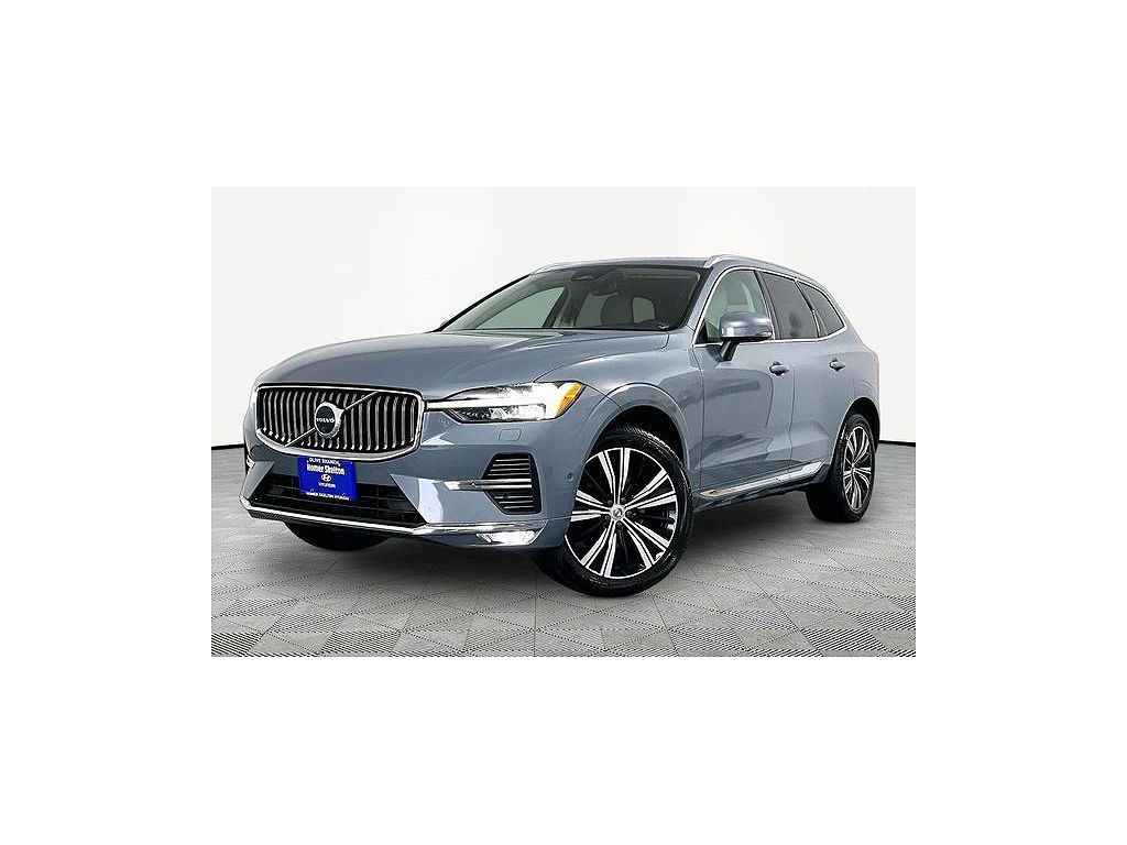 2023 Volvo XC60 B5 Plus Bright
