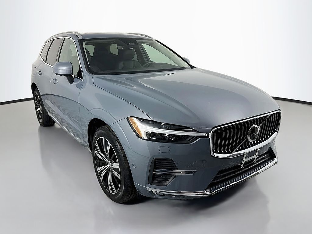 2023 Volvo XC60 B5 Plus Bright