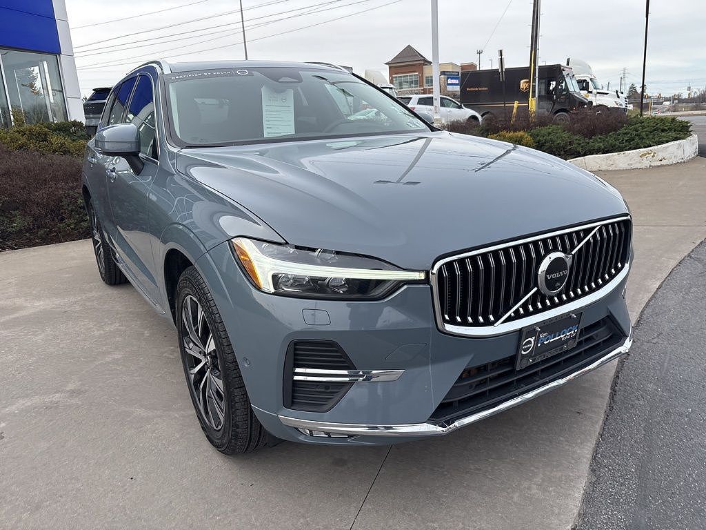 2023 Volvo XC60 B5 Plus Bright