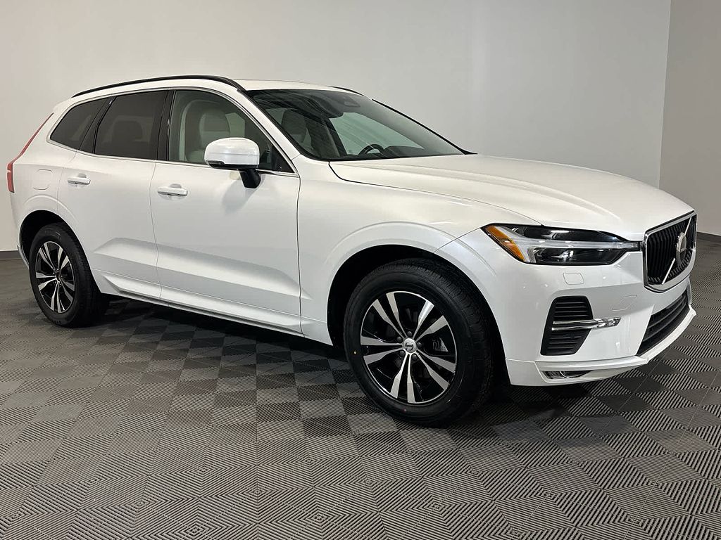 2023 Volvo XC60 B5 Core