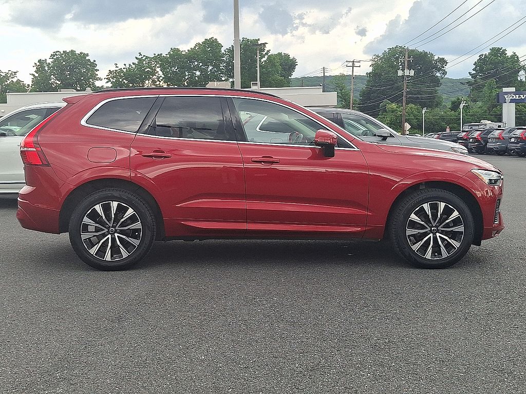 2023 Volvo XC60 B5 Core