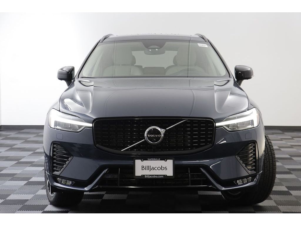 2023 Volvo XC60 B5 Plus Dark