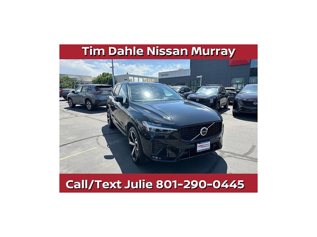 2023 Volvo XC60 B5 Ultimate Dark