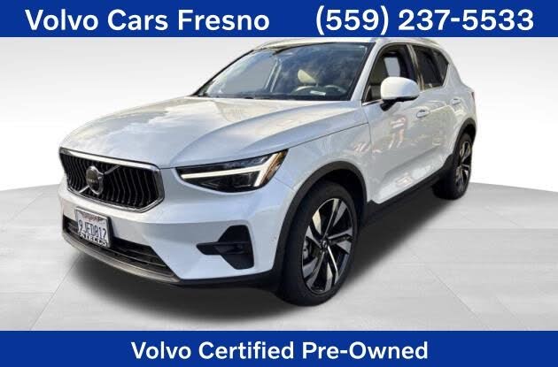 2023 Volvo XC40 B5 Ultimate Bright
