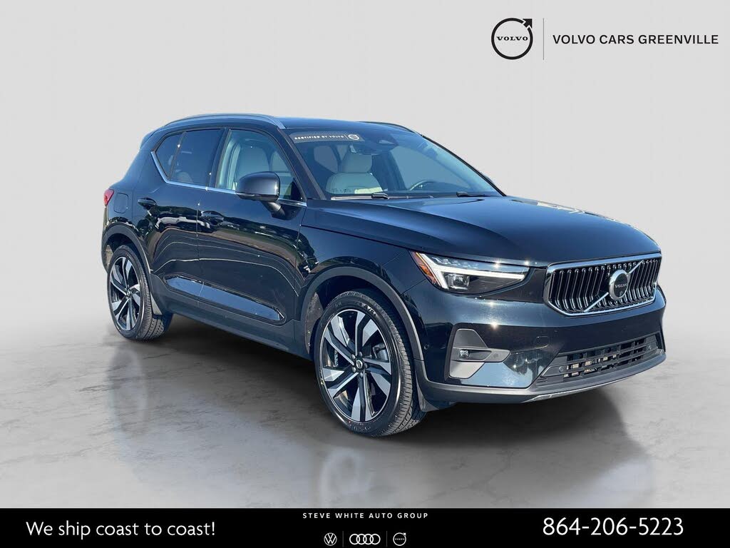 2023 Volvo XC40 B5 Ultimate Bright