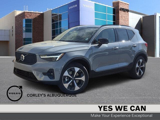 2026 Volvo XC40 B5 Plus
