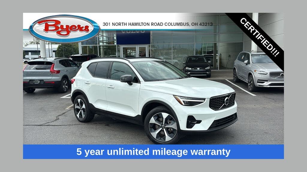 2026 Volvo XC40 B5 Plus
