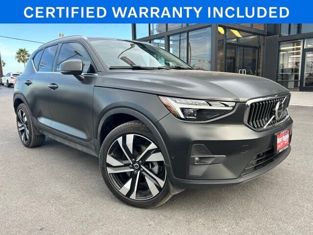 2024 Volvo XC40 B5 Plus Bright