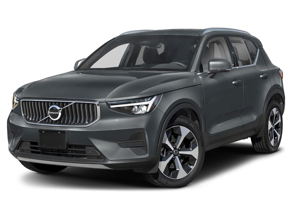 2025 Volvo XC40 B5 Plus Bright