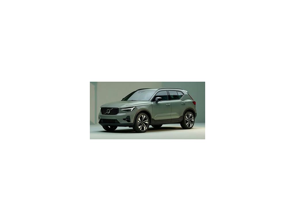 2024 Volvo XC40 B5 Plus Bright