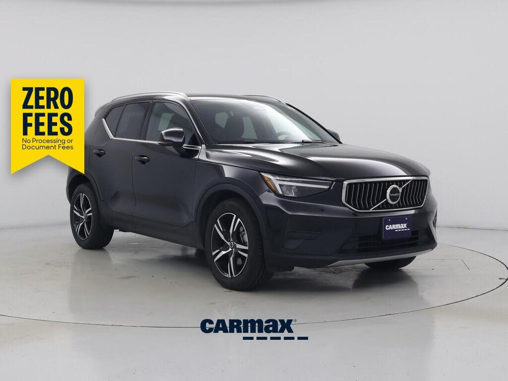 2024 Volvo XC40 B5 Core Bright