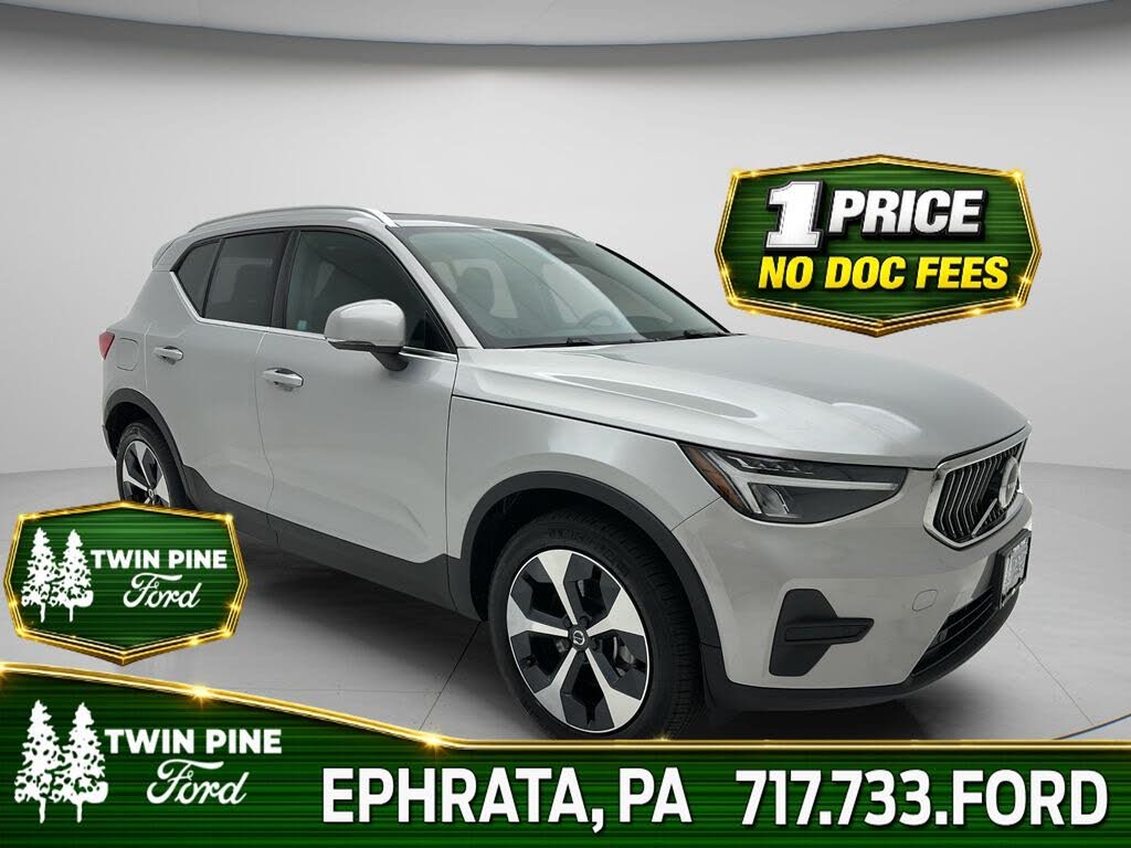 2024 Volvo XC40 B5 Core