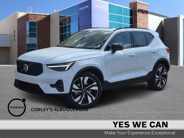 2026 Volvo XC40 B5 Ultra