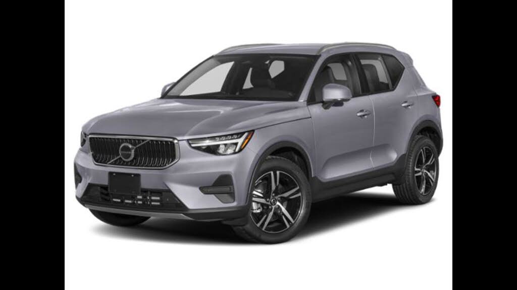 2023 Volvo XC40 B5 Plus Bright