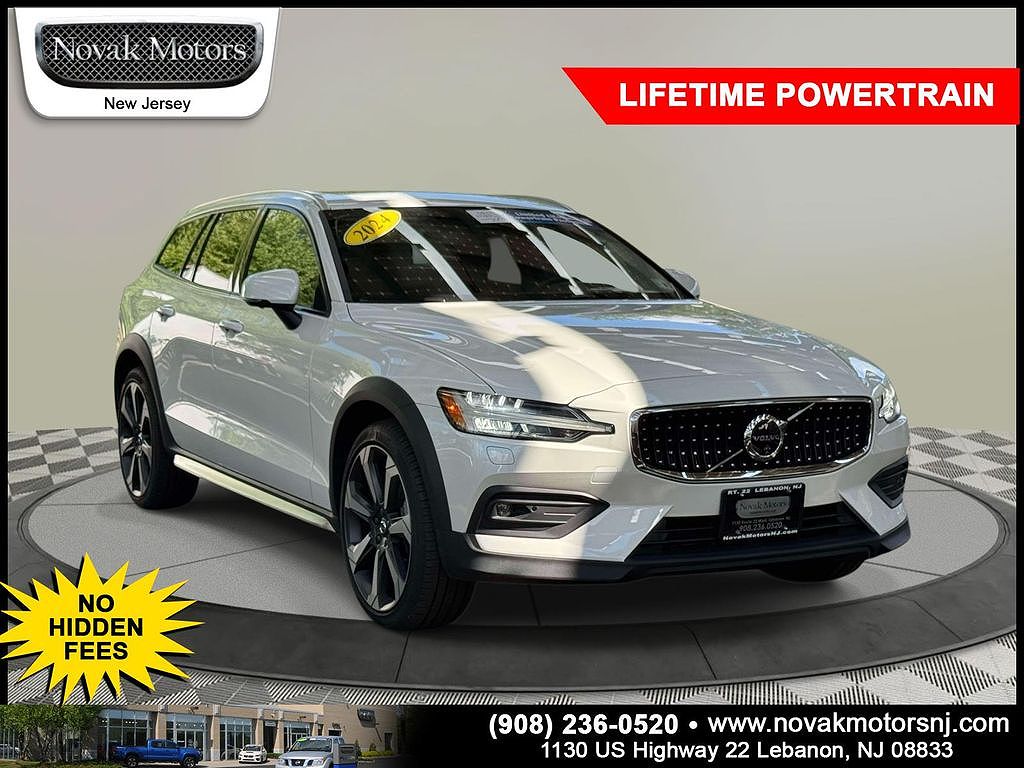 2024 Volvo V60 Cross Country Ultimate