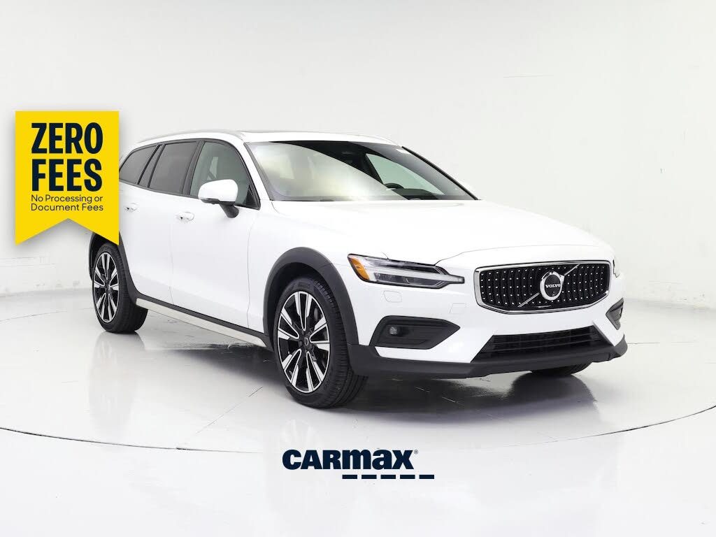 2024 Volvo V60 Cross Country B5 Ultimate