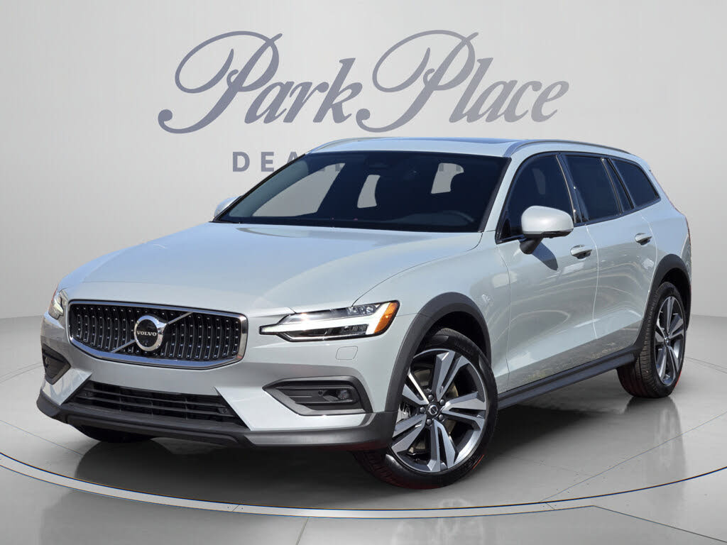 2026 Volvo V60 B5 Plus