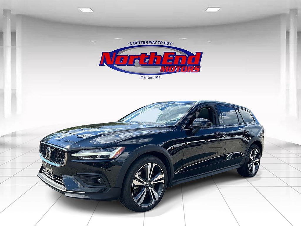 2025 Volvo V60 B5 Plus