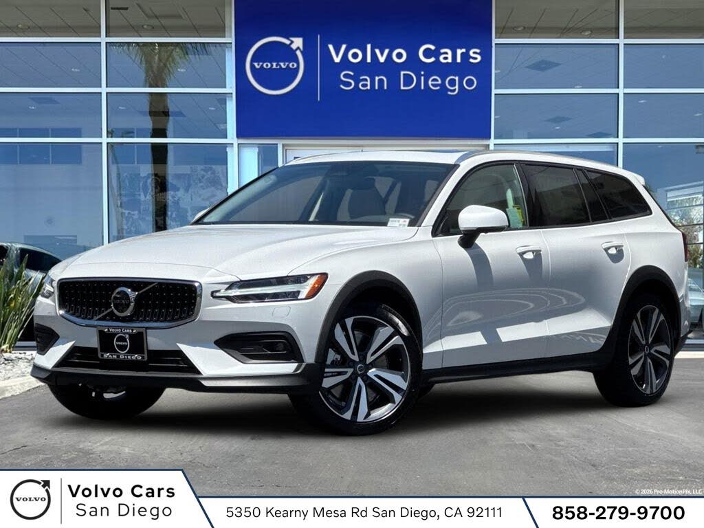 2026 Volvo V60 Cross Country B5 Plus