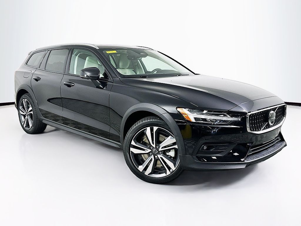 2026 Volvo V60 B5 Plus