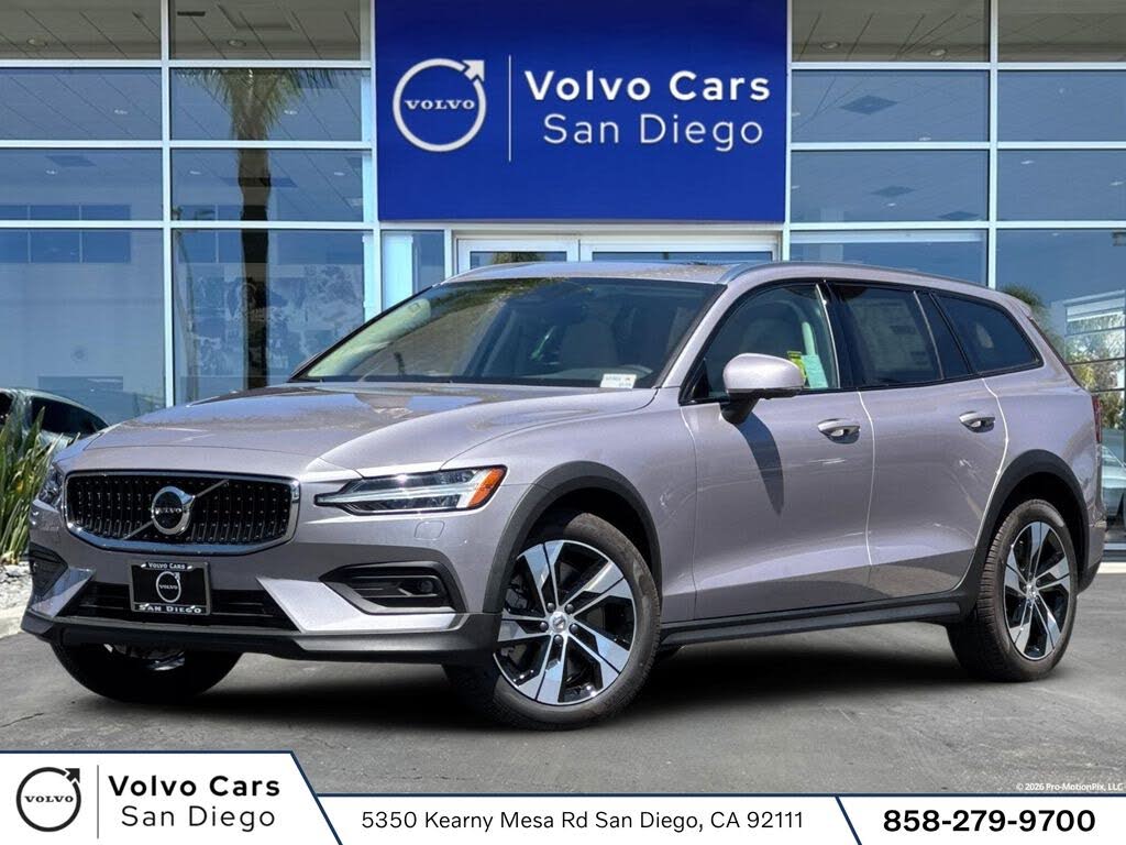 2026 Volvo V60 Cross Country B5 Plus