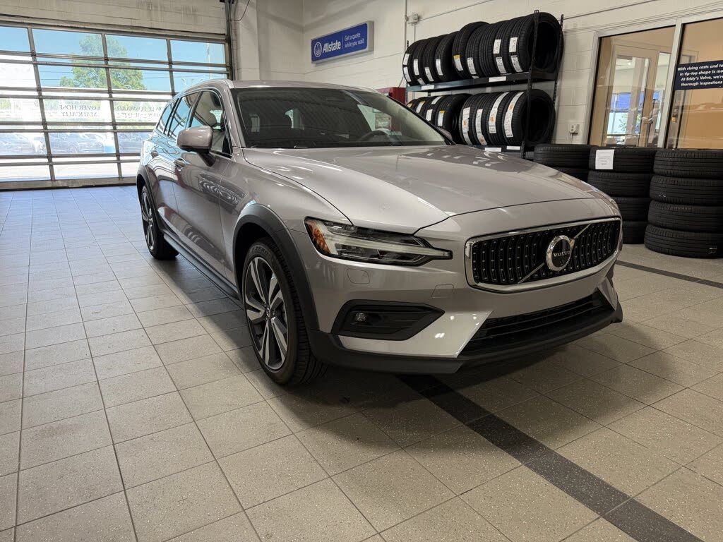 2026 Volvo V60 B5 Plus