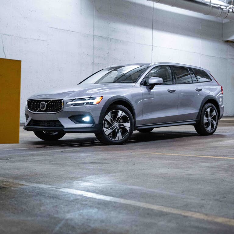 2026 Volvo V60 B5 Plus