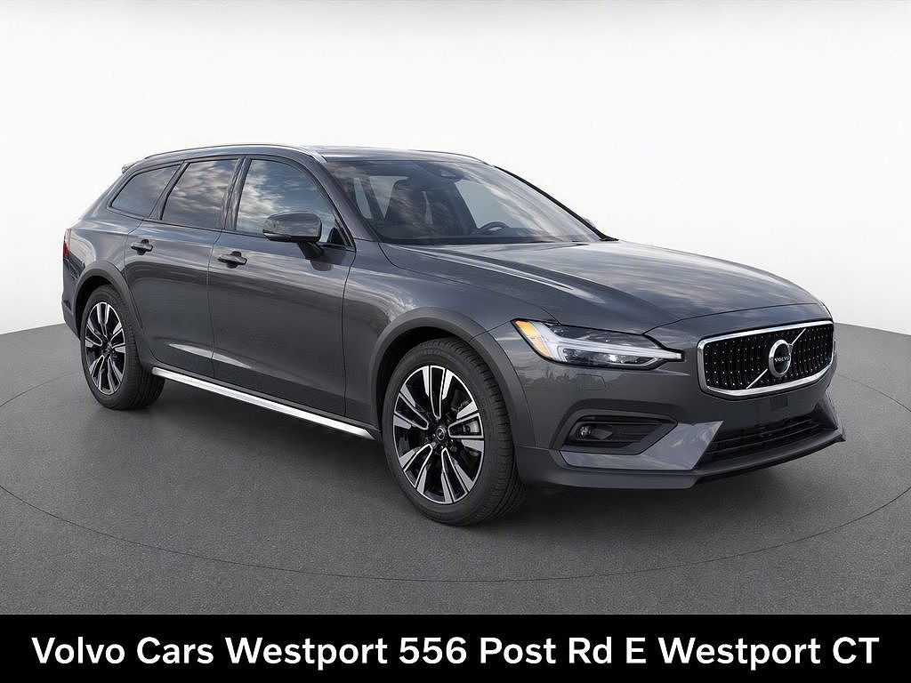 2025 Volvo V60 B5 Ultra