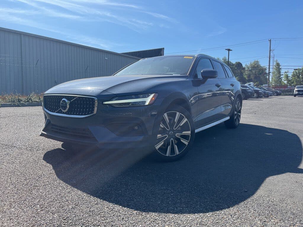 2026 Volvo V60 B5 Ultra