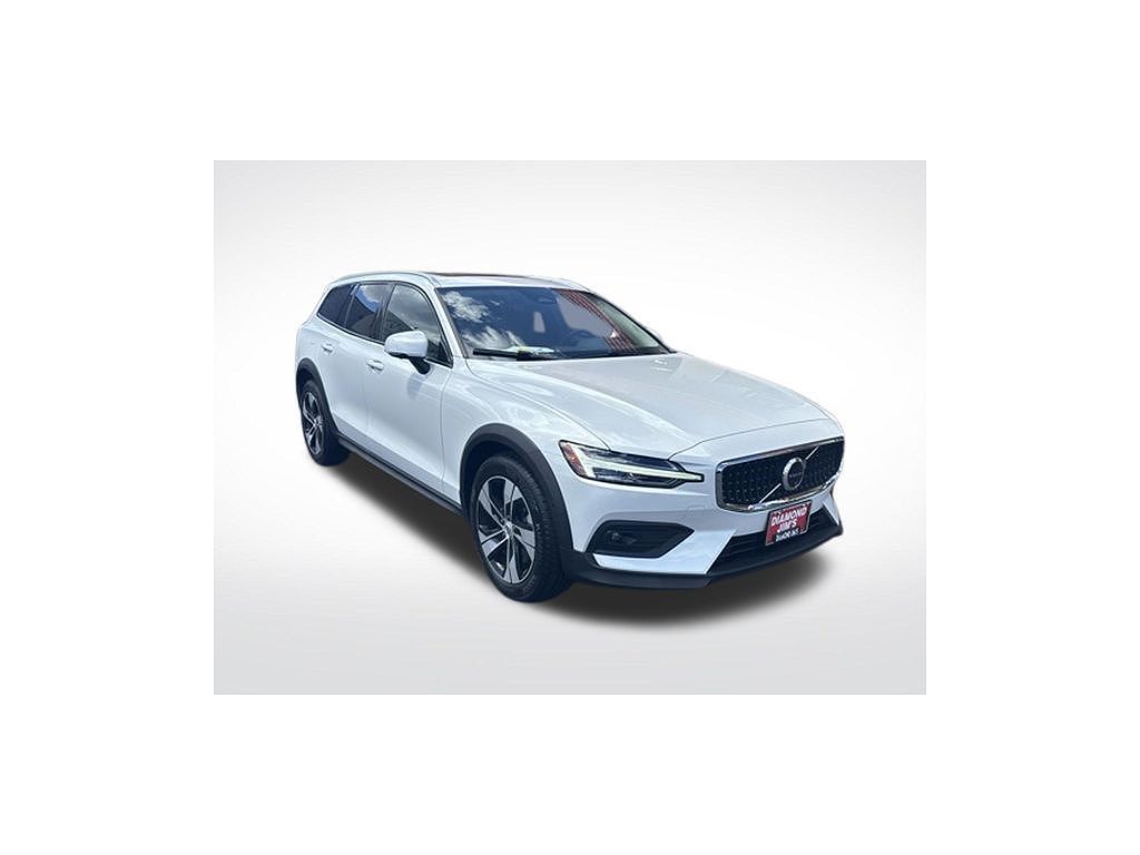 2024 Volvo V60 B5 Plus