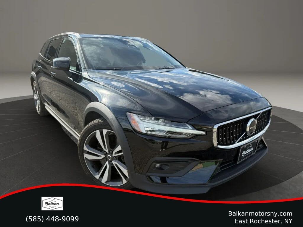 2023 Volvo V60 B5 Plus