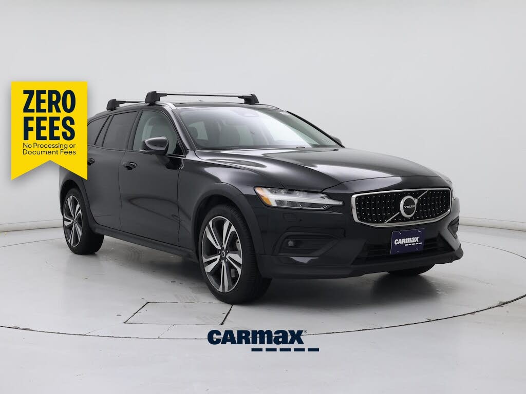 2023 Volvo V60 Cross Country B5 Plus