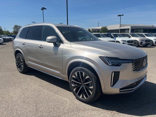 2026 Volvo XC90 B5 Core