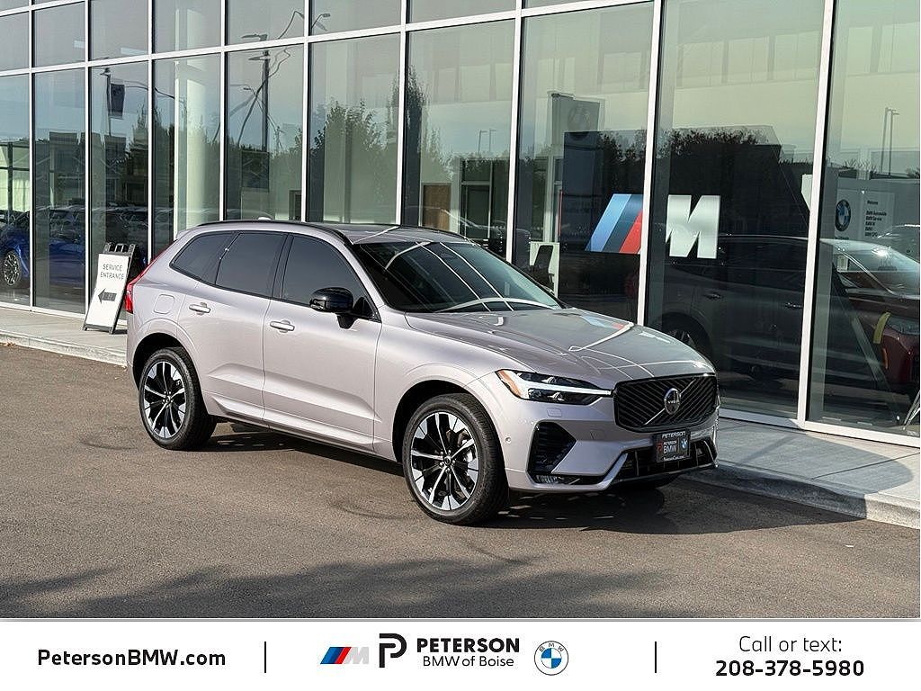 2026 Volvo XC60 B5 Plus