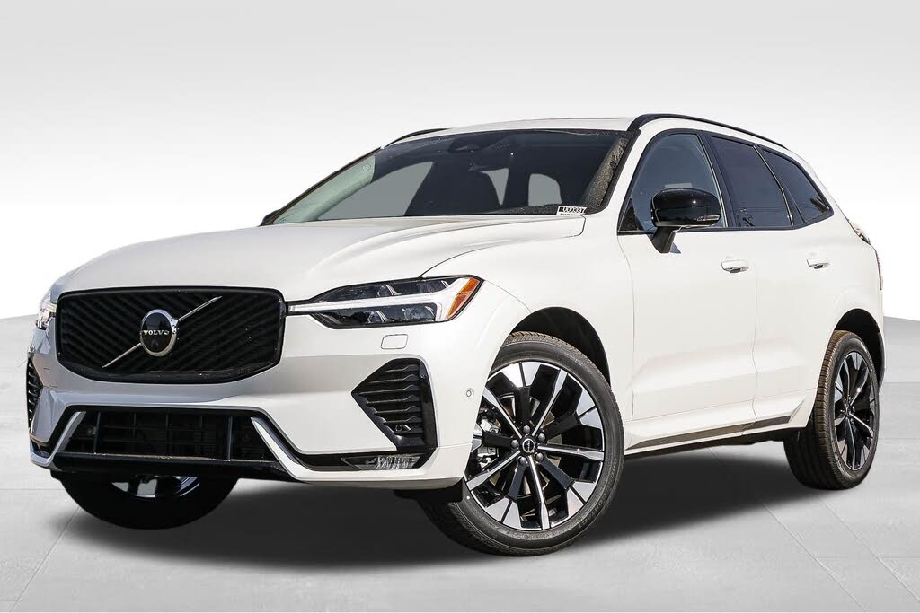2026 Volvo XC60 B5 Plus