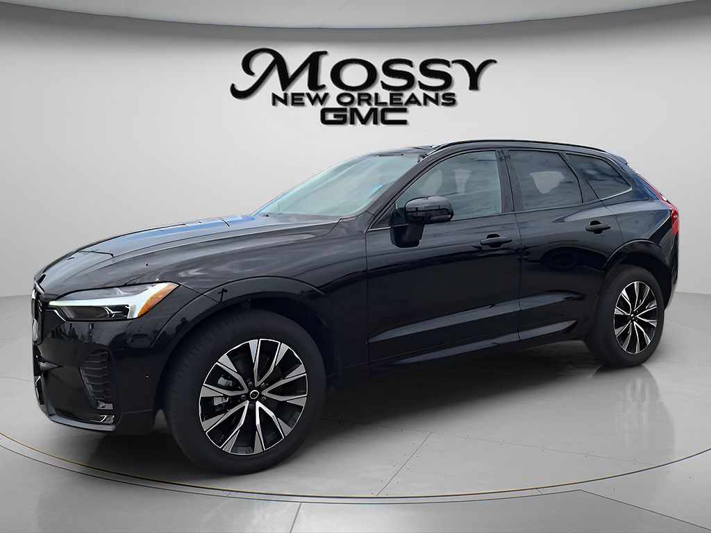 2025 Volvo XC60 B5 Plus